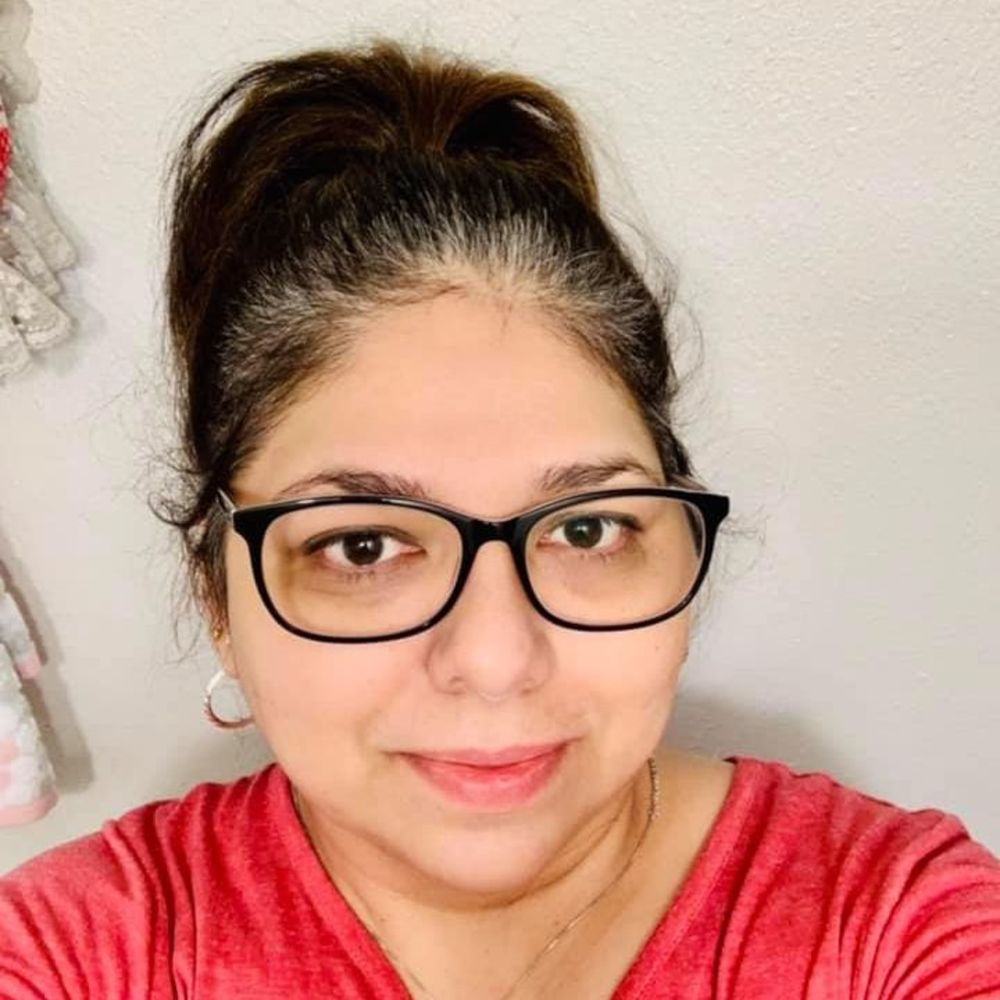 Meet your Posher, Monica